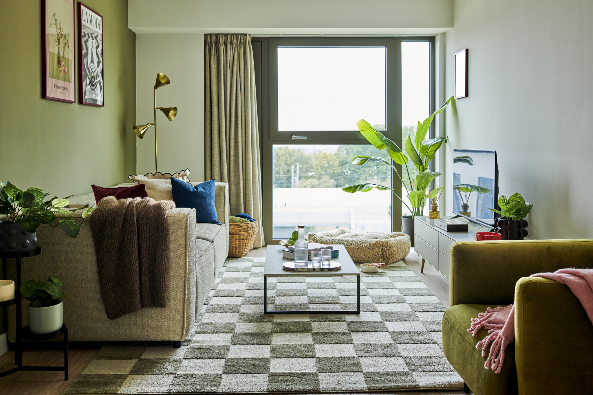 UNCLE Acton show flat living room