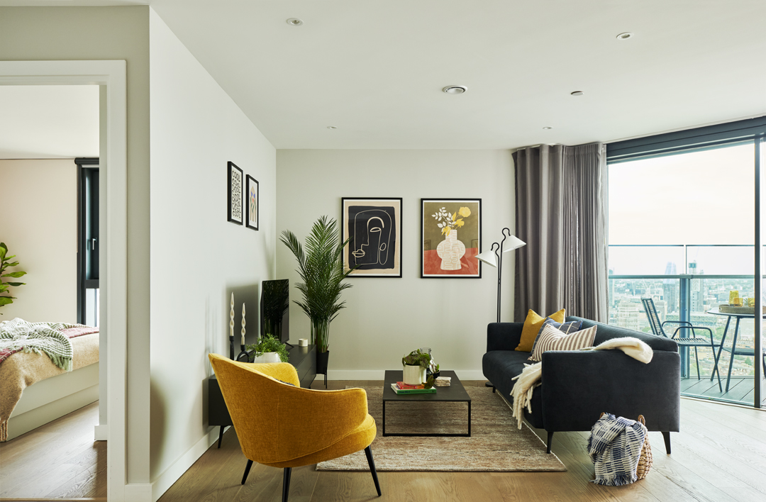 UNCLE E&C Showflat