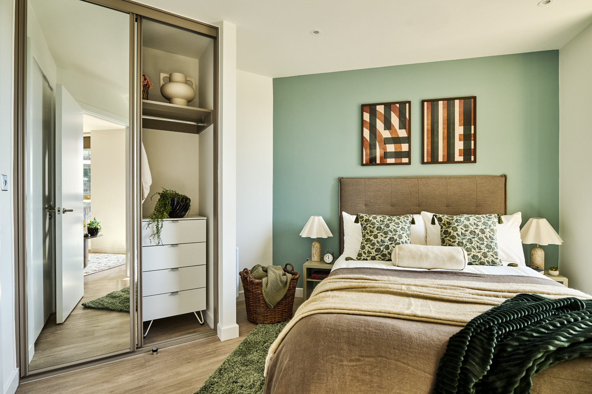 UNCLE Leeds 2 - 2 Bedroom Showflat